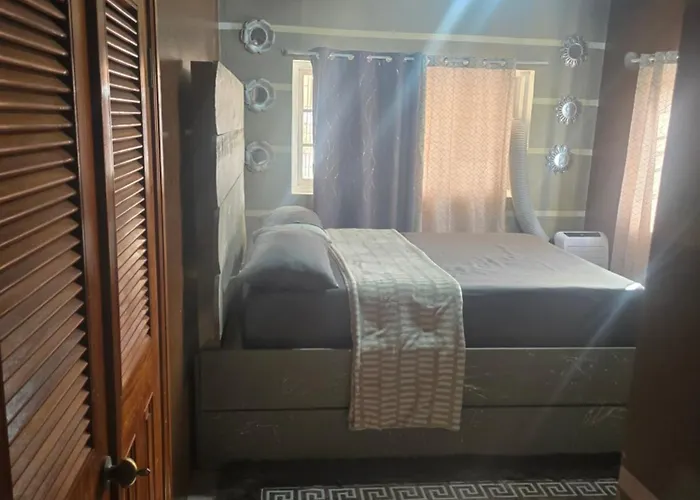 A-list Jamaican Comfort *