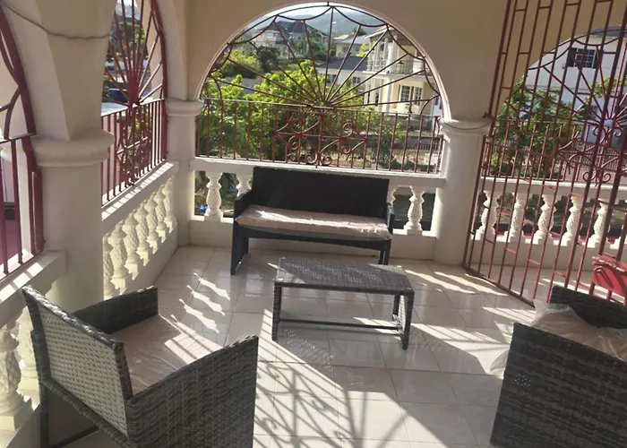 A-list Jamaican Comfort Villa Runaway Bay
