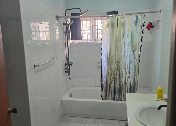 A-list Jamaican Comfort * Runaway Bay