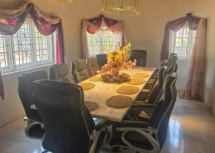 A-list Jamaican Comfort * Runaway Bay