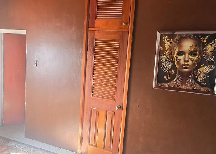 A-list Jamaican Comfort Villa *